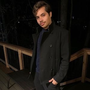 Meet your Posher, Cláudio